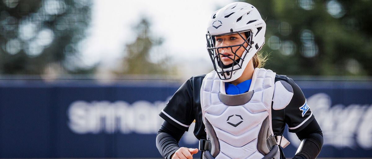 Parking UC Riverside Highlanders at Utah Tech Trailblazers Mens Basketball
