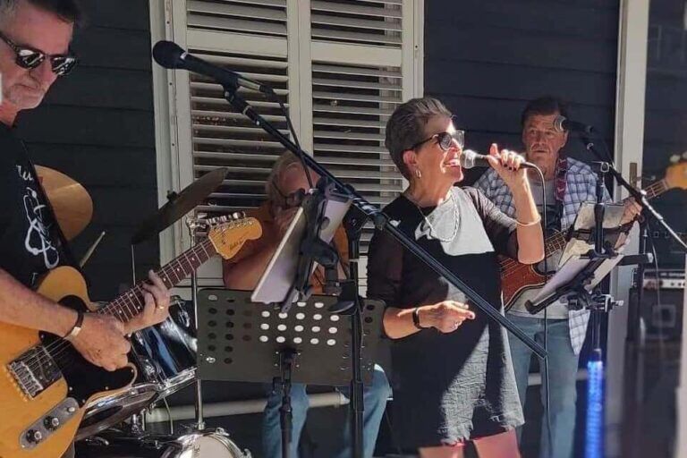 LIVE MUSIC: BLUES FUSION