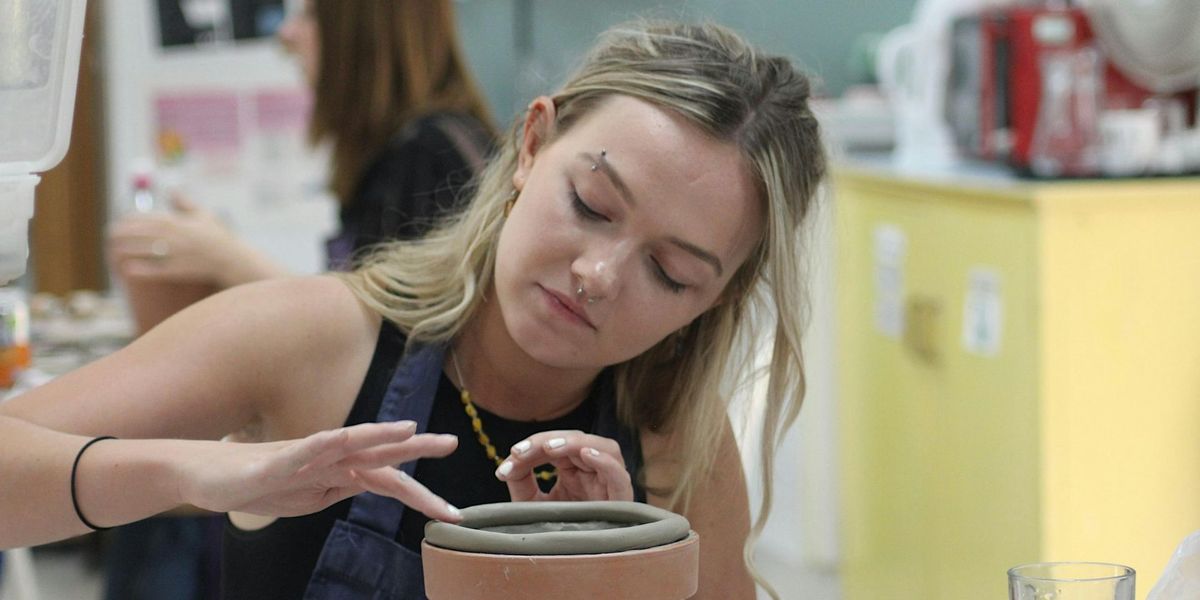 V21 Pottery Weekend Workshop -  Make Your Own Christmas Collection