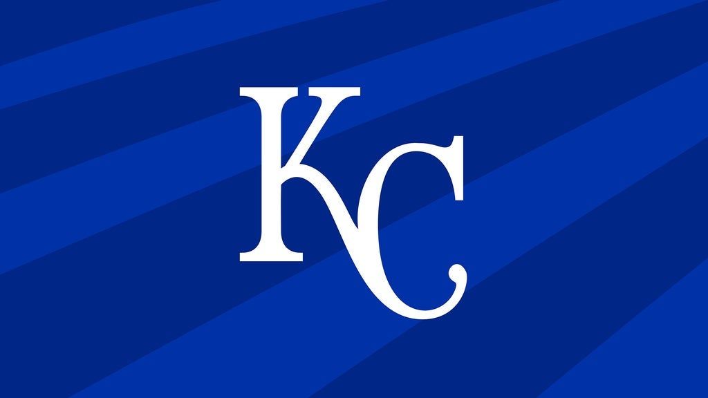 Kansas City Royals vs St. Louis Cardinals: City Connect Scarf Giveaway