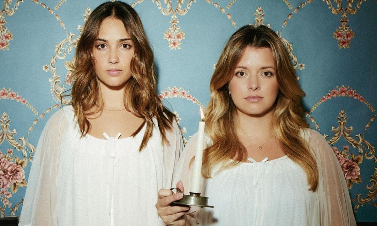 Parking Two Girls One Ghost Podcast - Live