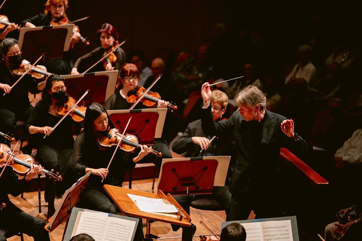 San Francisco Symphony - Salonen Conducts Mahler 3