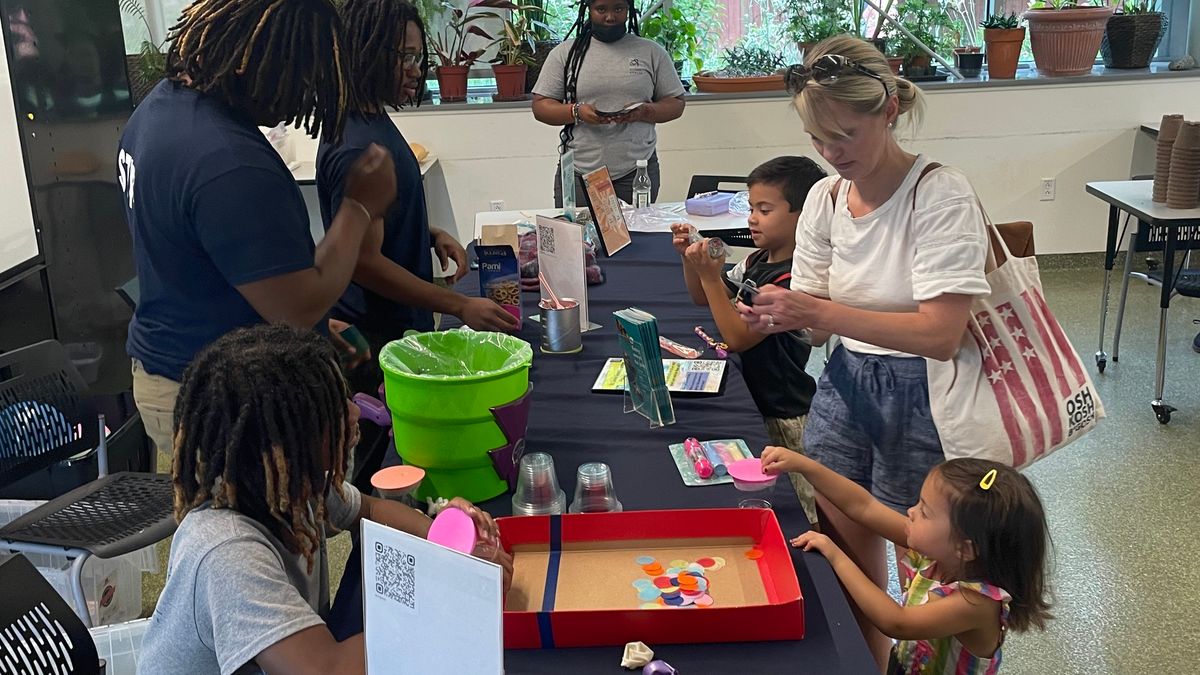 Pop-Up Science at the Missouri Botanical Garden