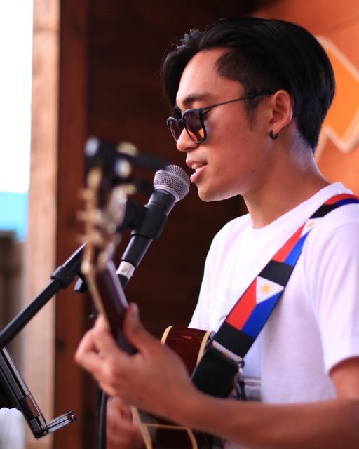 Singer-Songwriter Patrick Pombuena