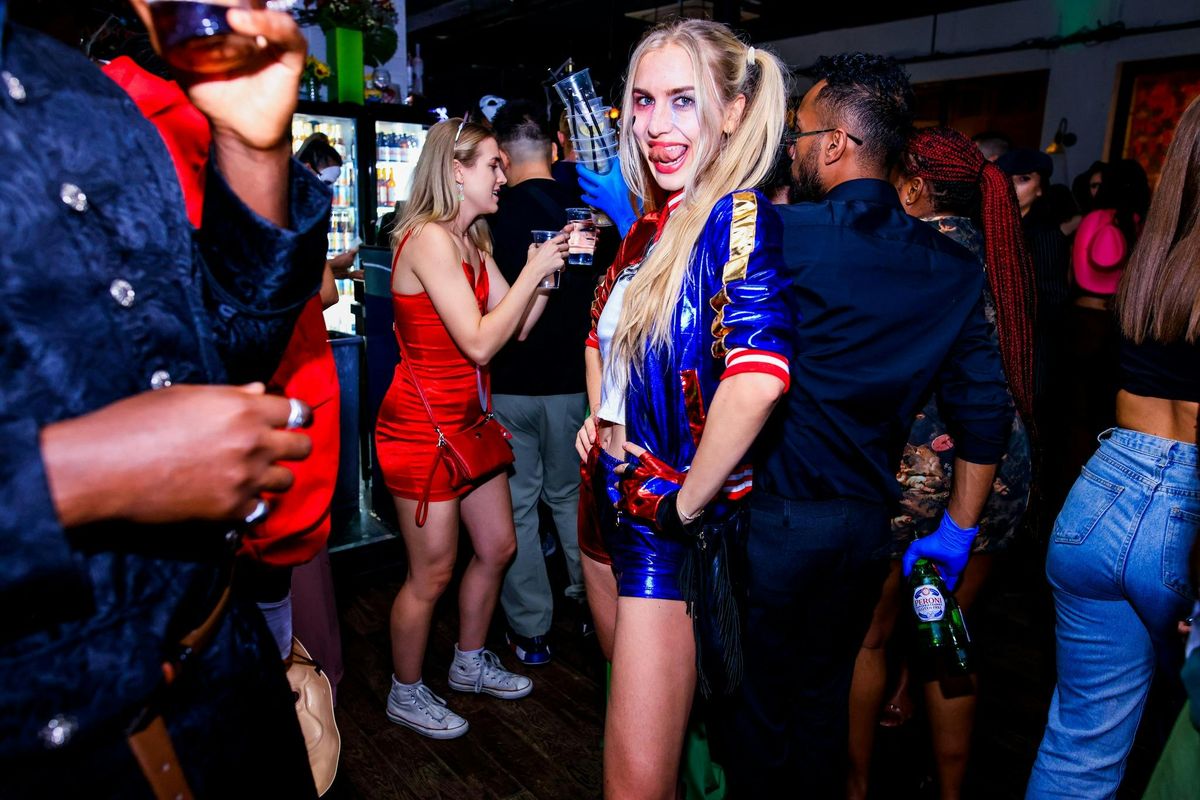 HALLOWEEN PARTY at TRAPEZE BAR