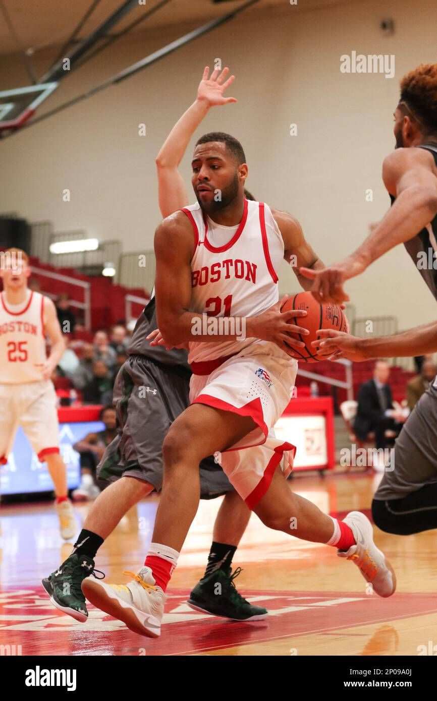 Loyola Greyhounds vs. Boston University Terriers