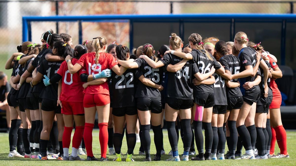 Parking Grand Canyon Lopes at Fresno State Bulldogs Womens Basketball
