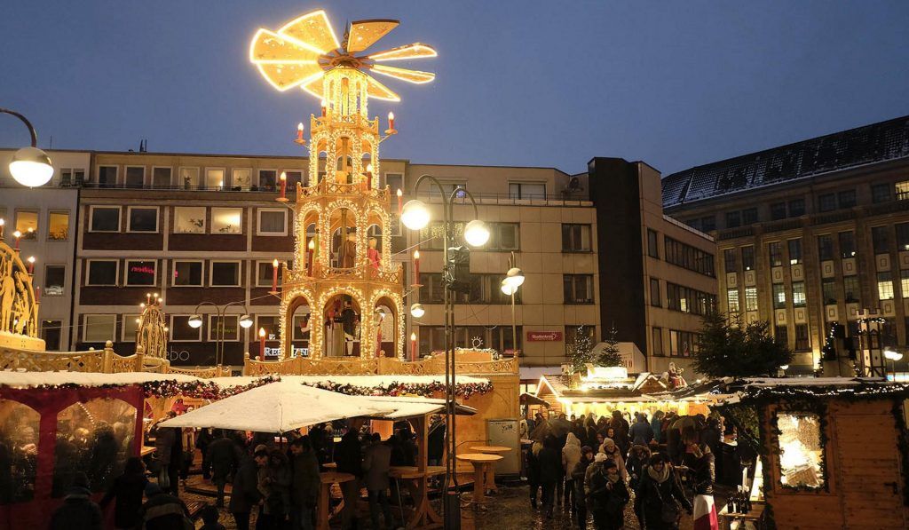 WEIHNACHTSMARKT