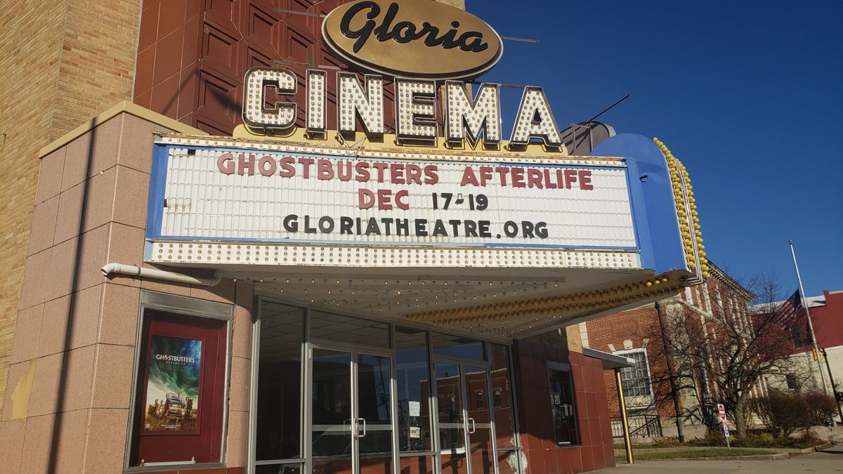 Gloria (Theater)