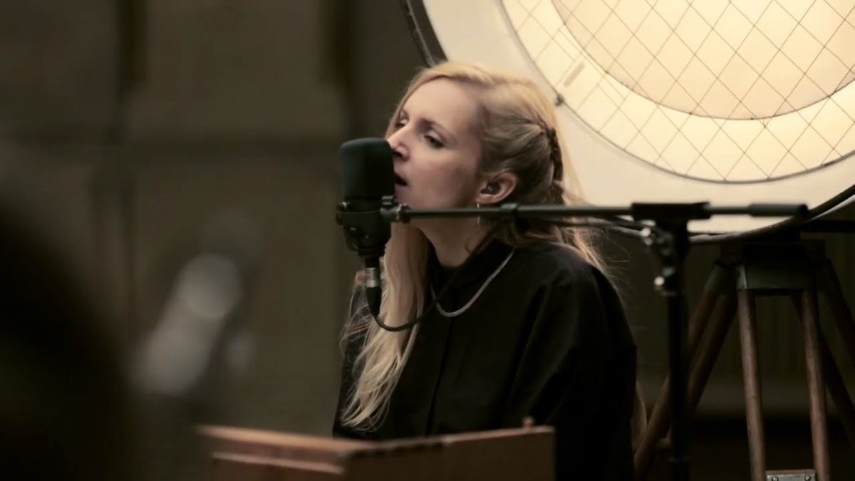 Agnes Obel