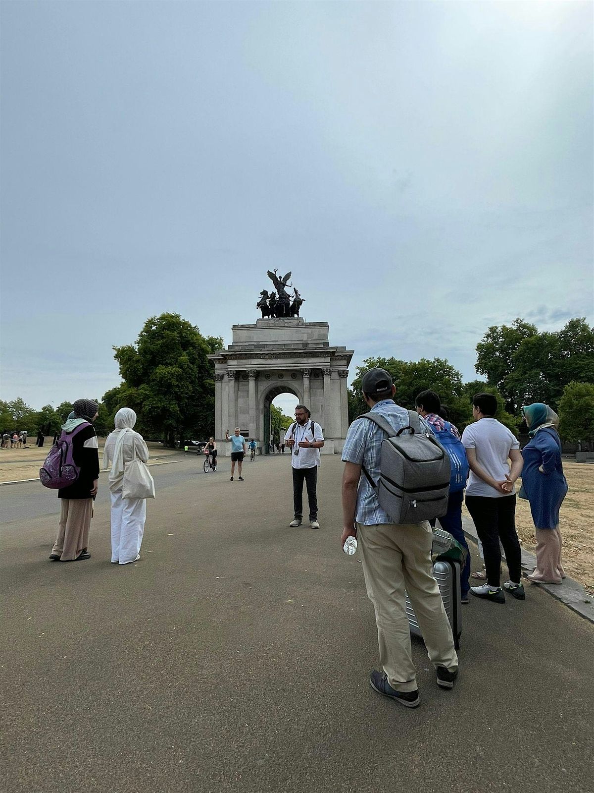 Walking Through History in Central London: Community Support Project