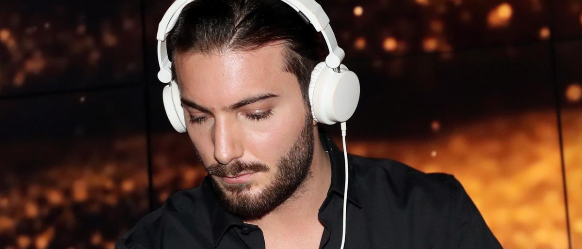 Parking Alesso (21+)