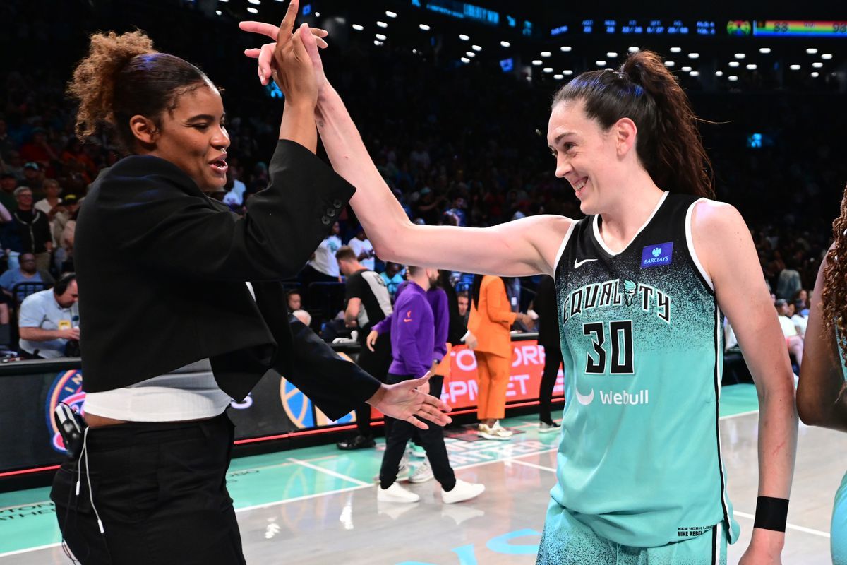 Los Angeles Sparks at New York Liberty at Barclays Center