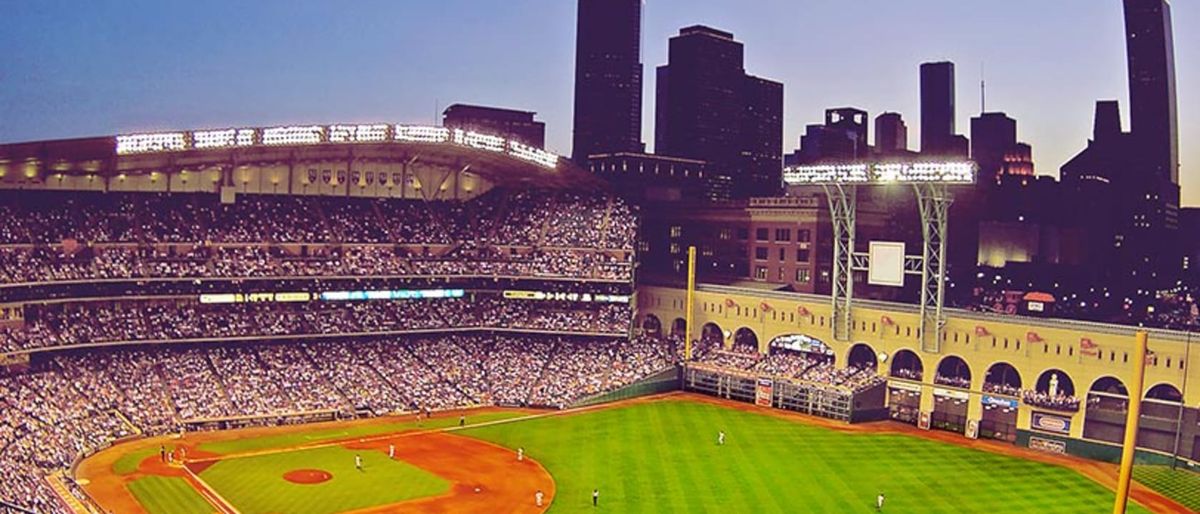 Parking Toronto Blue Jays at Houston Astros