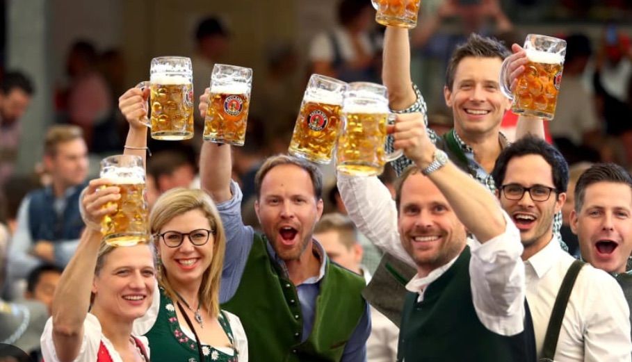 OKTOBERFEST 2025