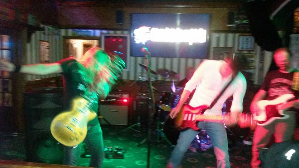 Crash n Burn, Rock Covers Band - Windsor Castle, Carshalton