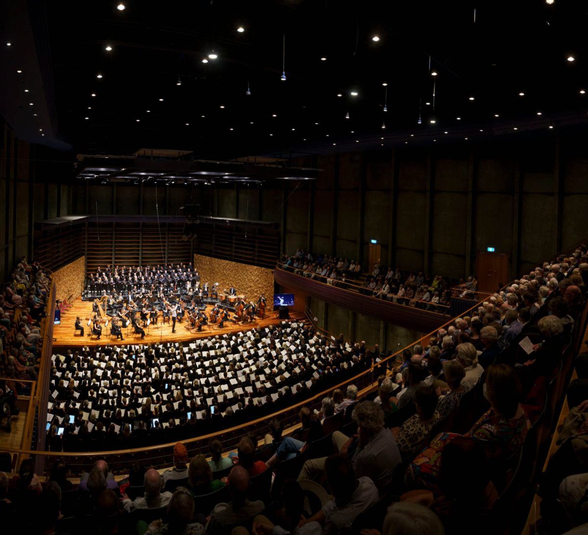 Voices en Masse \u2013 Mozart Requiem | Tasmanian Symphony Orchestra