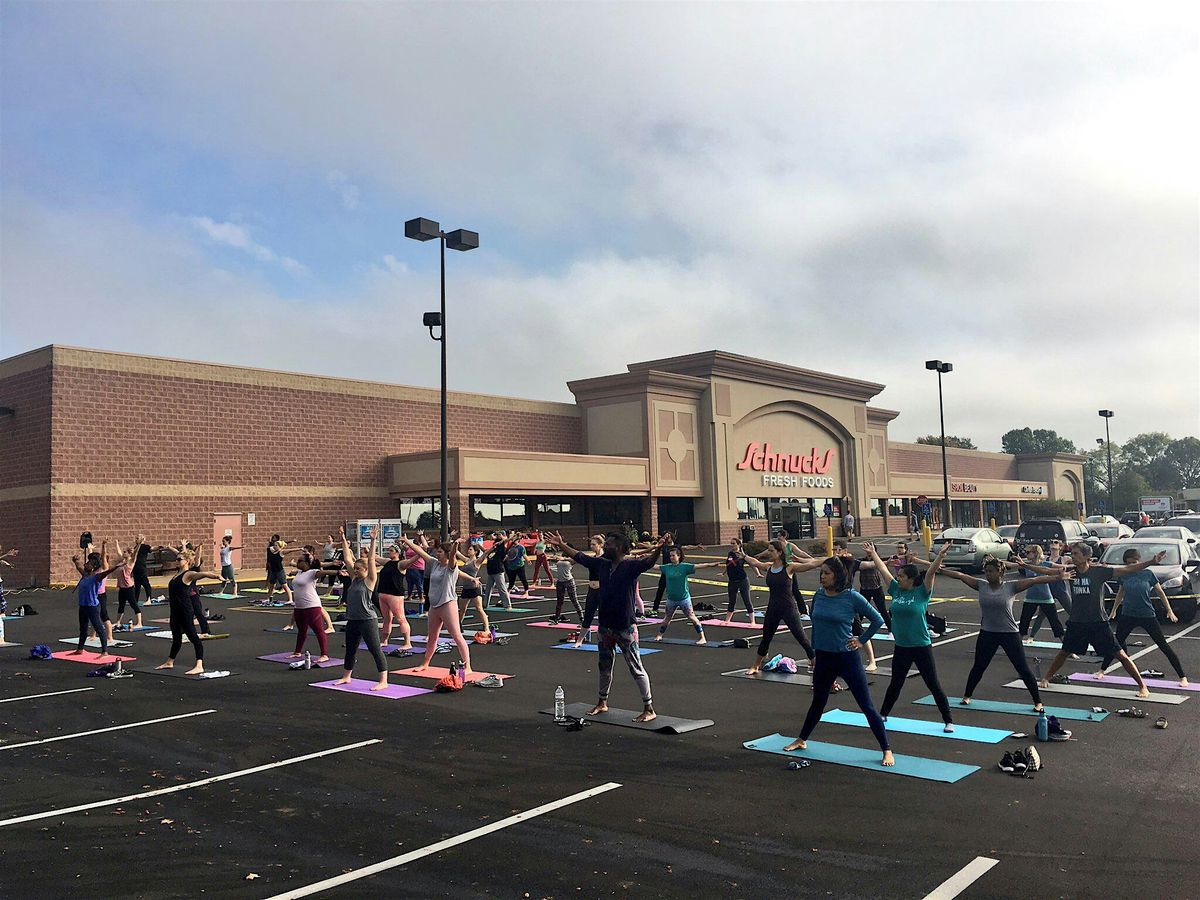 Free Morning Yoga at Schnucks Charbonier