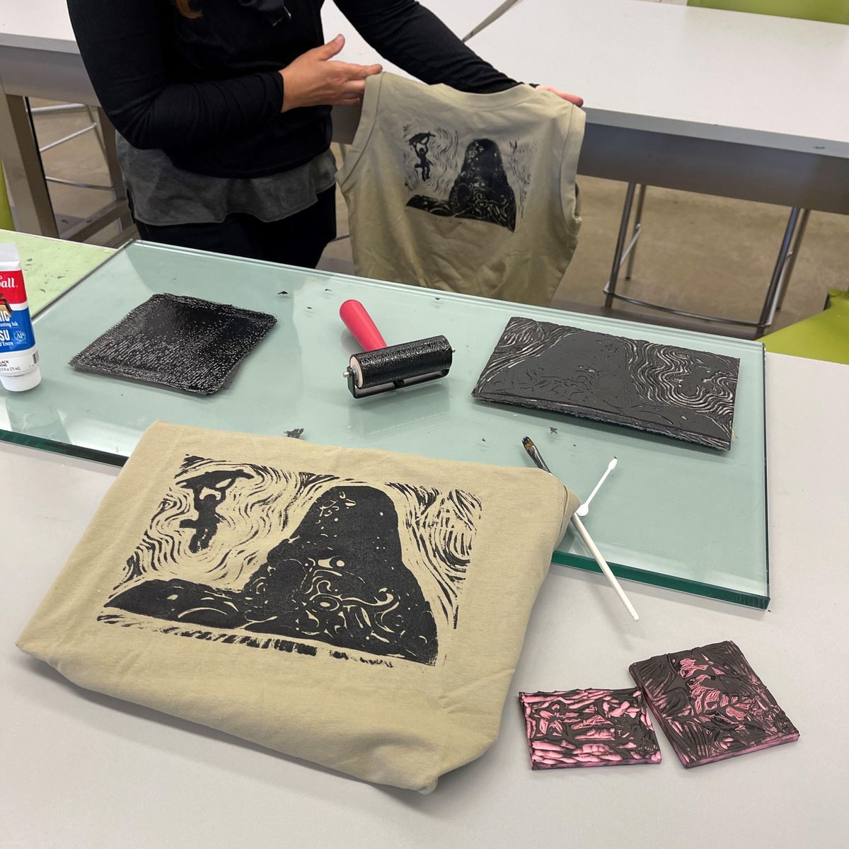 Class 59. Block Printing on T-shirts and Textiles | Christopher Lahti