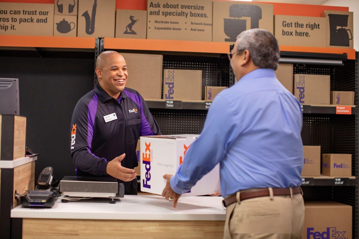 Job Fair, FedEx Office Cherry Creek, Denver, 18 January 2023