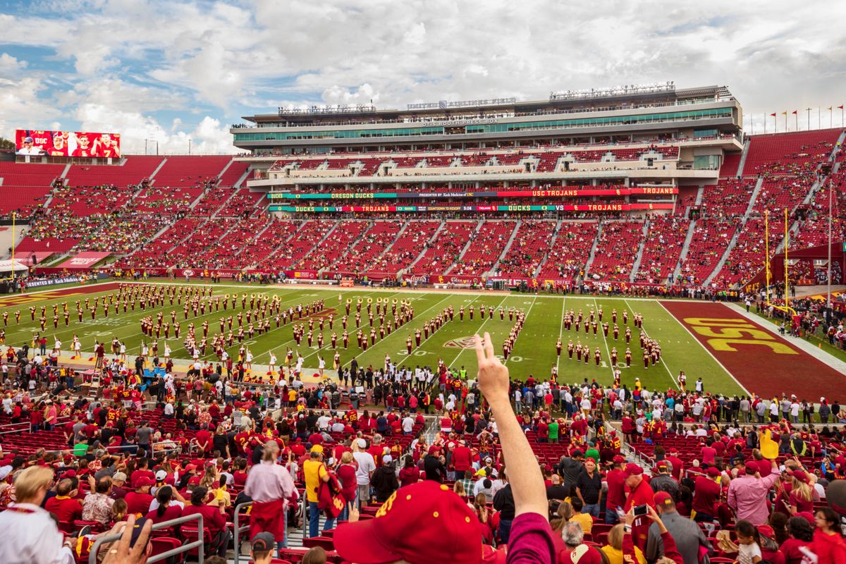 USC Trojans at Oregon Ducks Football