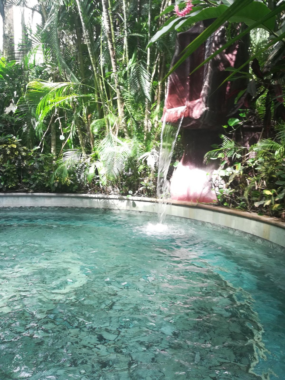 Costa Rica Hot Springs Girlfriend  Getaway