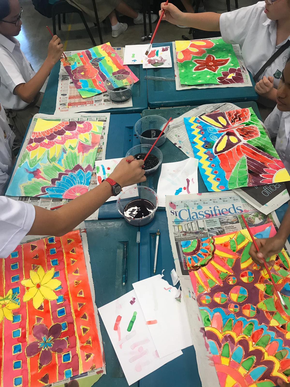 RAISE UP - Art Therapy with Friends