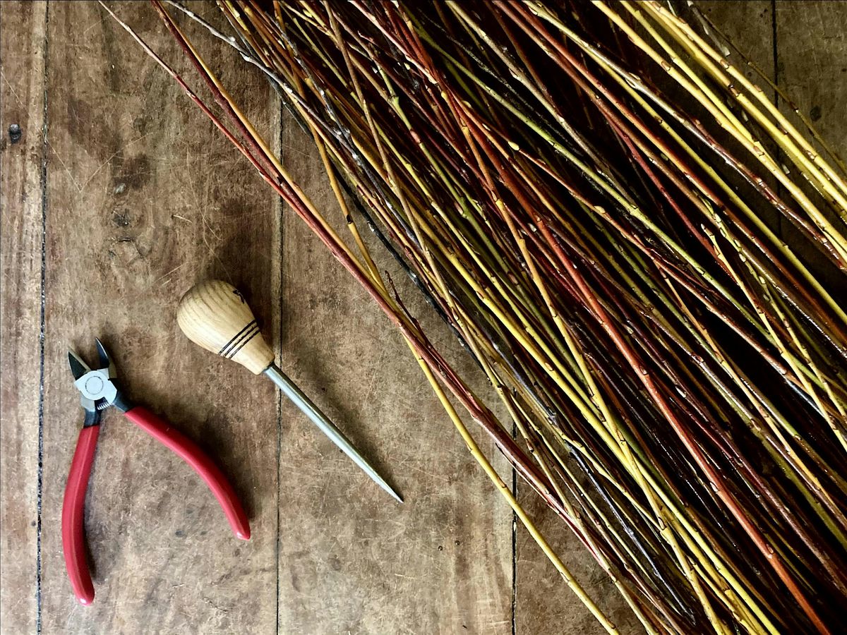 Willow Weaving Workshop- Willow Bird Feeders (ECC2860)