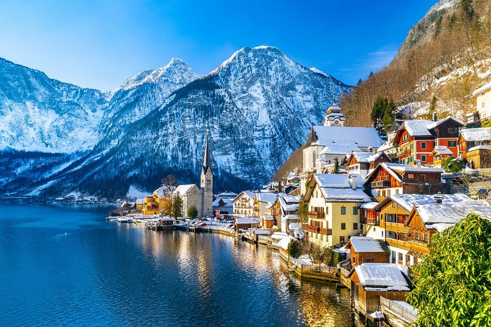 \u20ac99 Departure Graf: Austrian Wonderland \u2013 Hallstatt & Salzburg