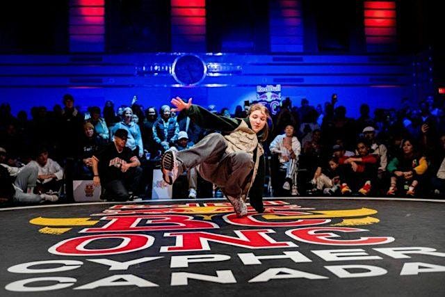 Breakdancing 101 With OLYMPIAN Emma Misak-Spot #2