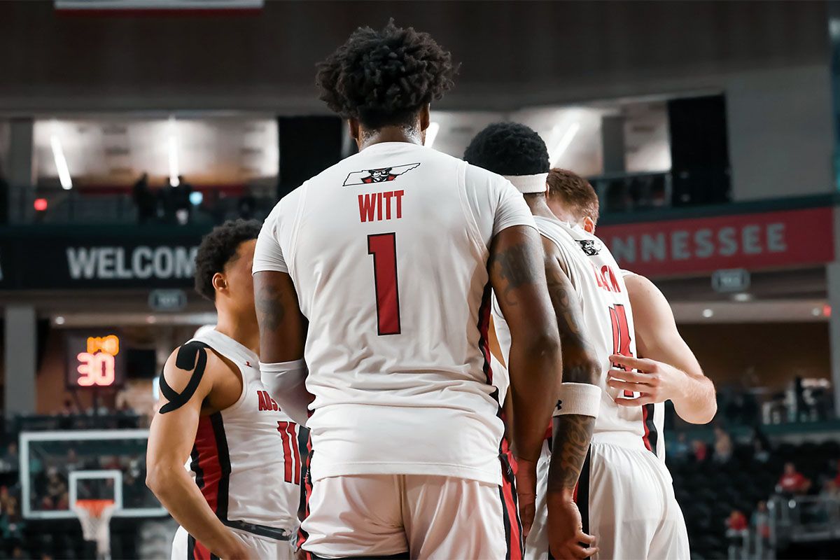 Austin Peay Governors at Eastern Kentucky Colonels Mens Basketball