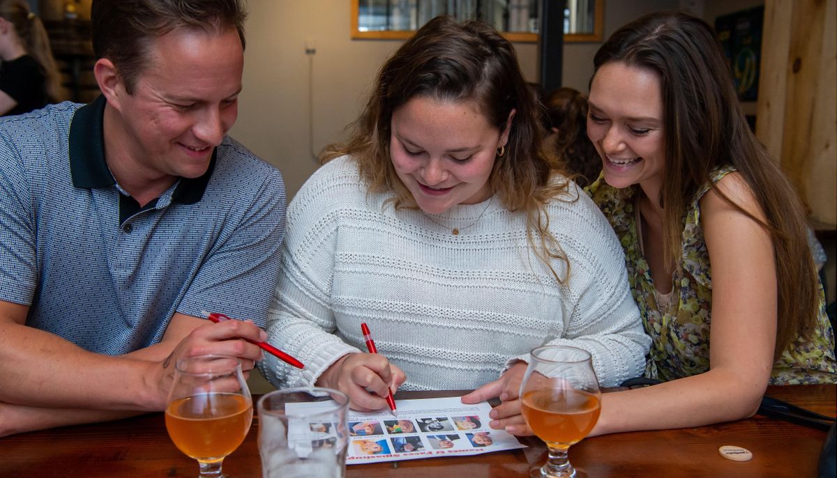 Trivia Pub Crawl - Astoria, NY