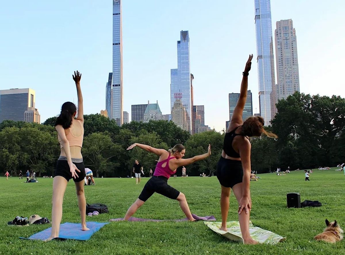 Central Park Yoga Class in New York City (all levels welcome)