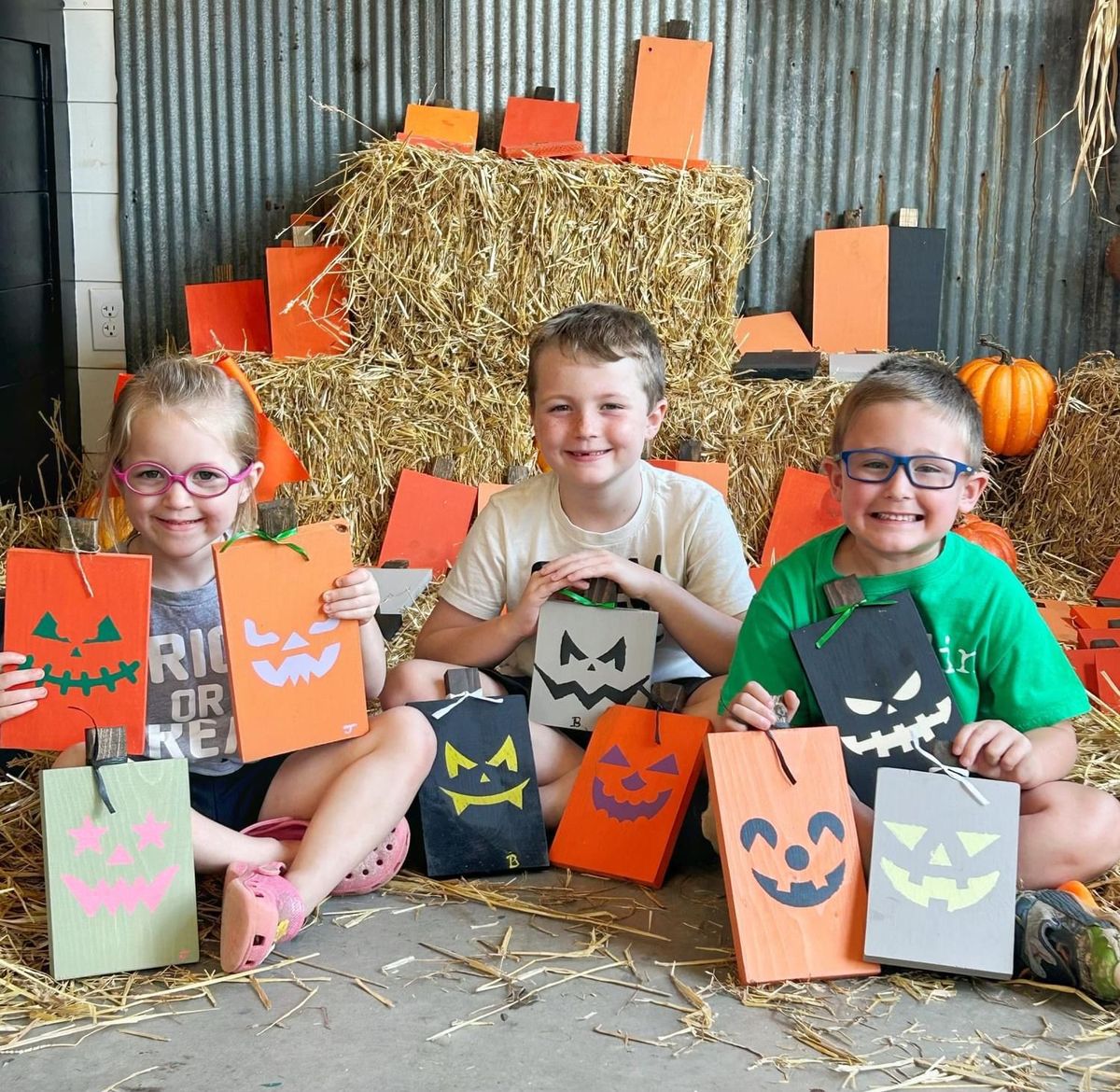 ANNUAL PUMPKIN PATCH & HALLOWEEN TOTE