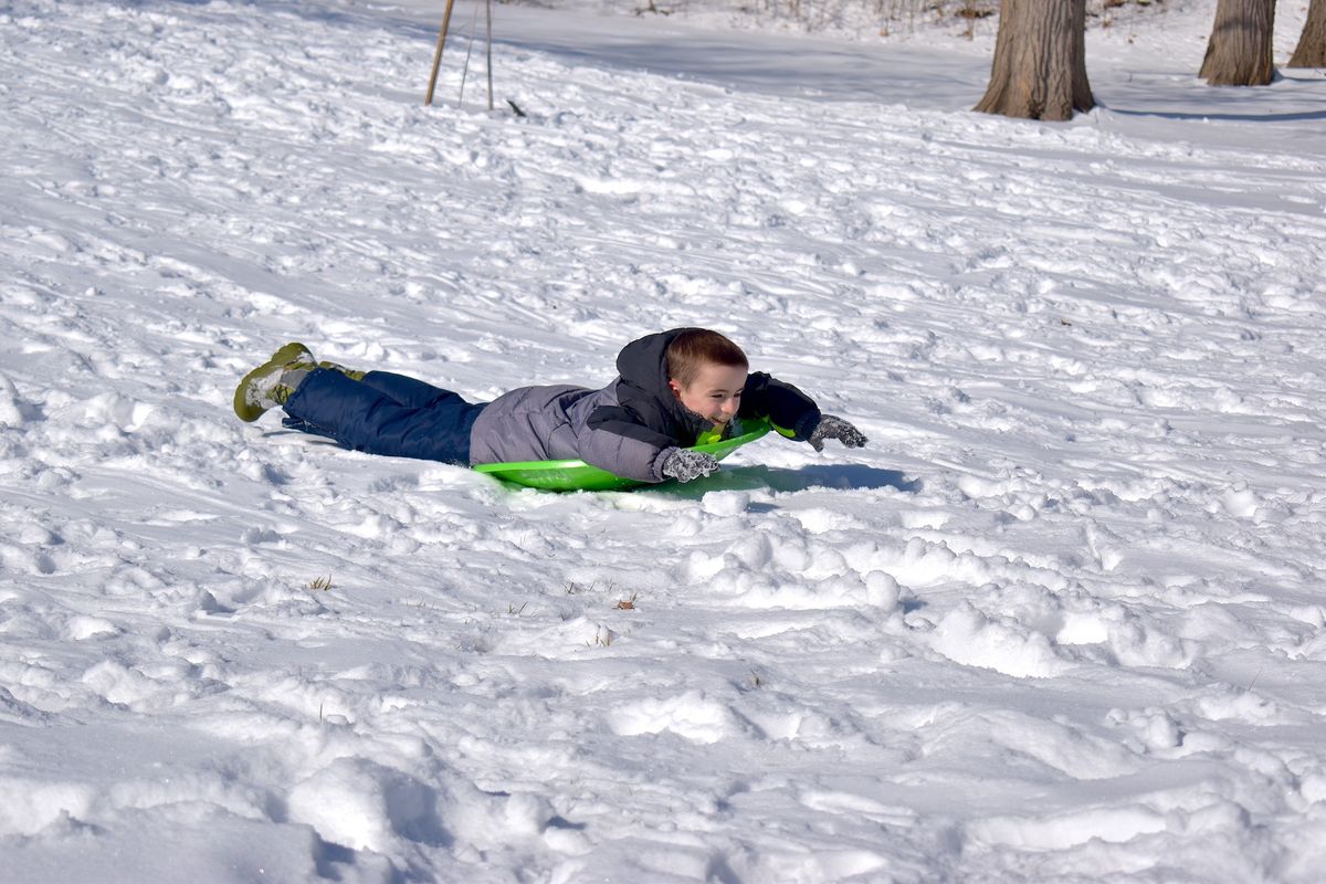 Hit the Hills Neighborhood Bonfire & Sledding (FREE!)