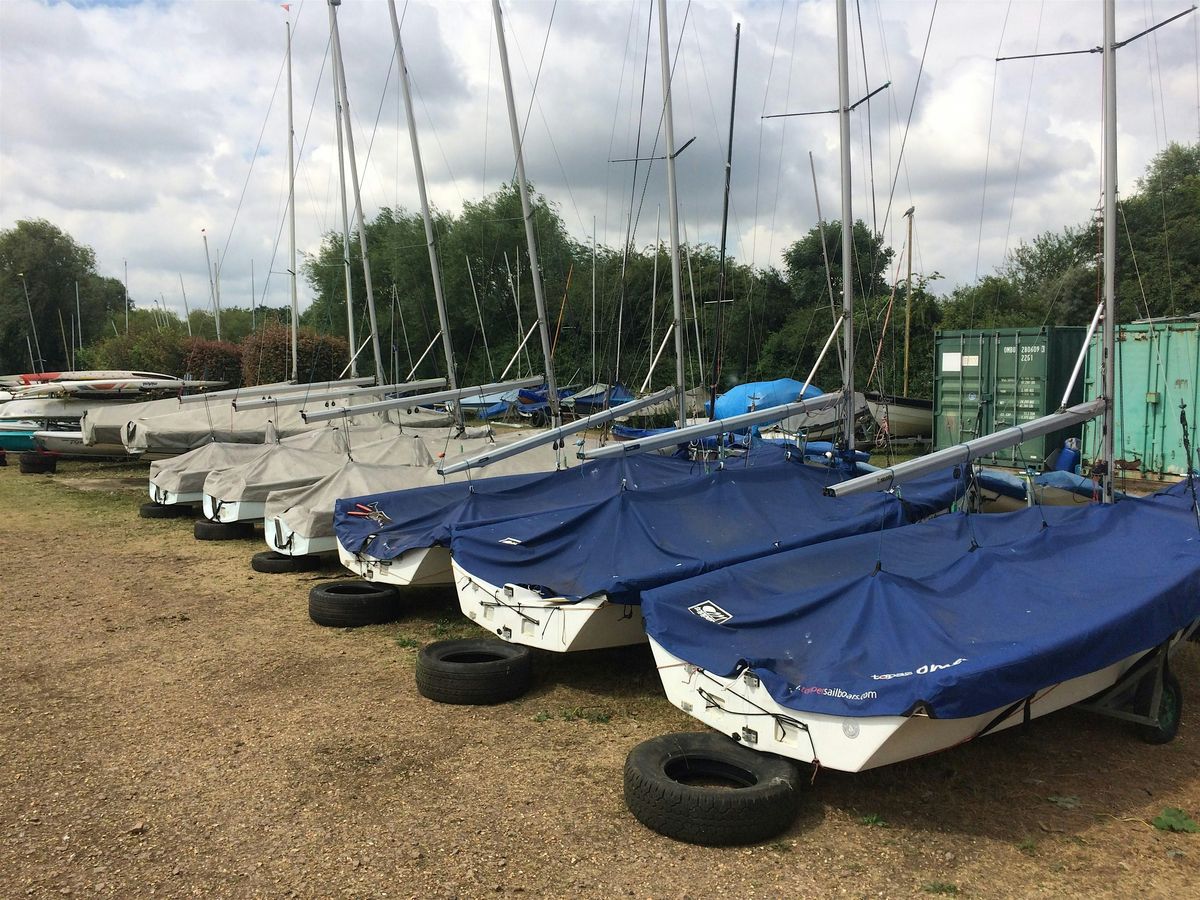 Club Dinghies available to Adult PSC members for winter sailing.