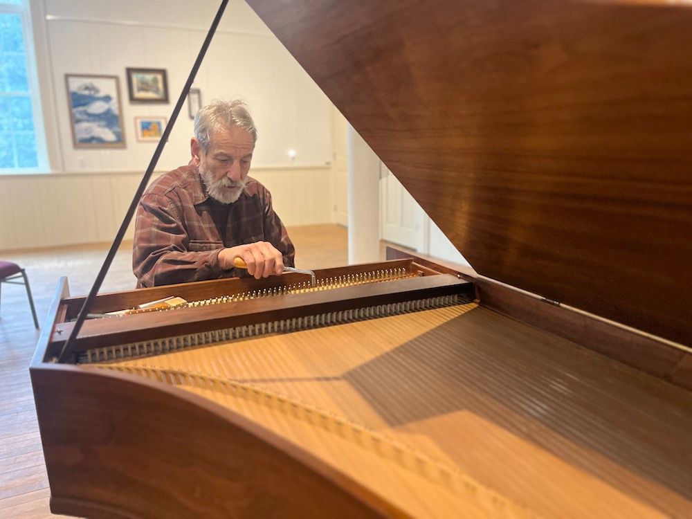 Harpsichord Hour with Gregory Biss