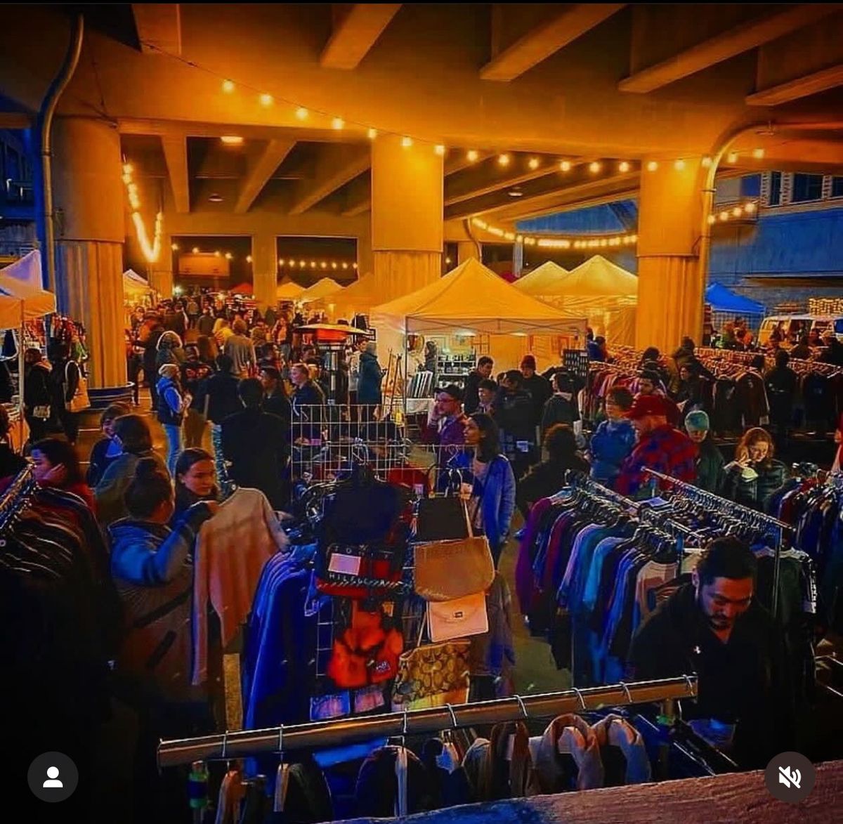 Fremont Bridge Night Market - Winter Feast