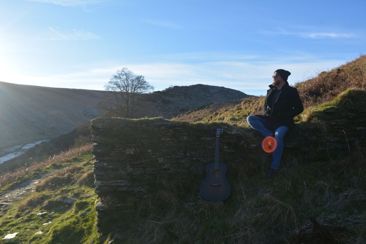 Adam Cumbers Acoustic @ the Jack Russell Swimbridge