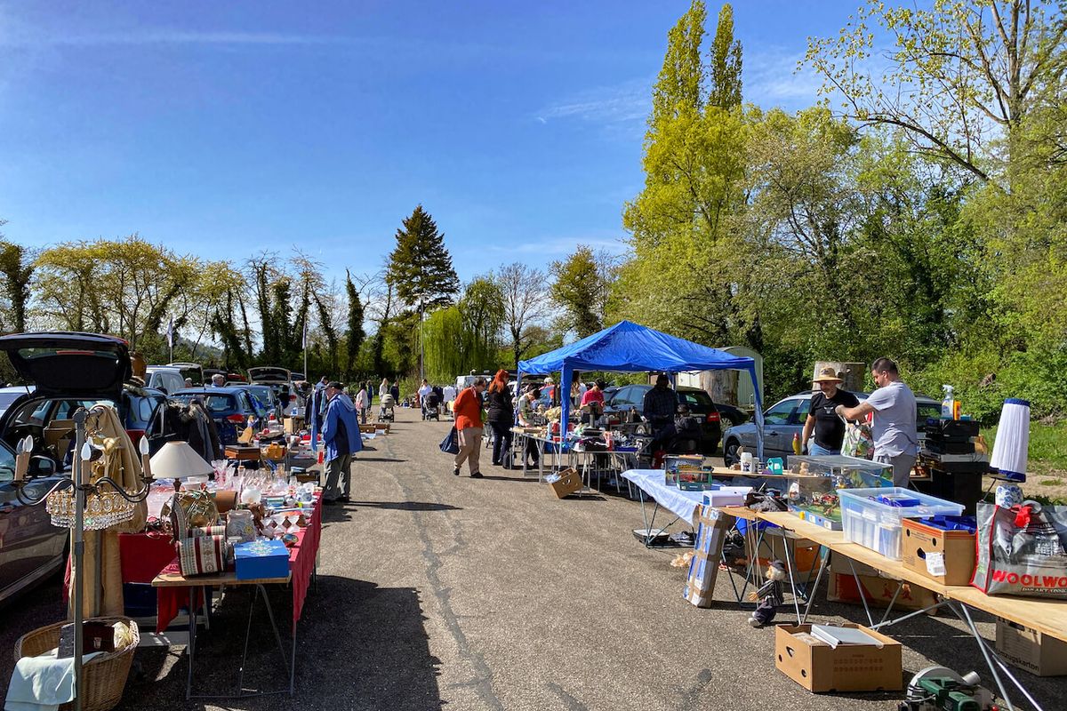 JEDEN FREITAG ab M\u00e4rz 2025 FLOHMARKT (au\u00dfer Feiertage) VFB-Parkplatz in 76229 Karlsruhe-Gr\u00f6tzingen !