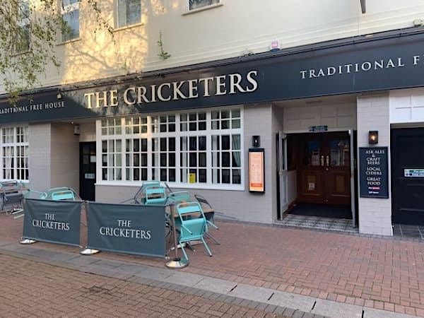 Pub Quiz at the Cricketers, Taunton