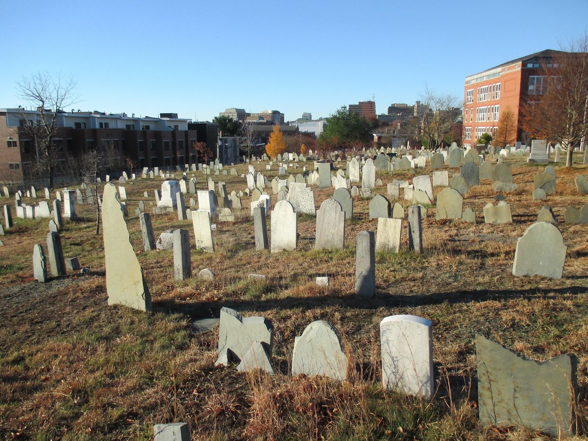 Walking Tour of Eastern Cemetery - Portland Maine