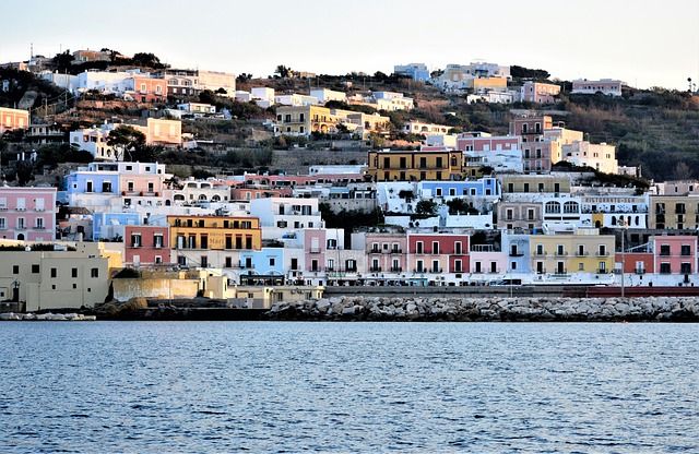 SPERLONGA, ISOLA DI PONZA E NINFA