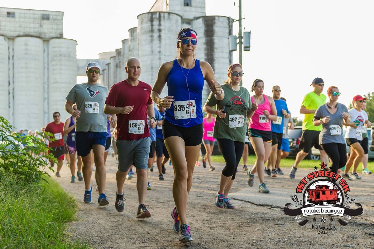 No Label Brewing 1st Street 5K Beer Run