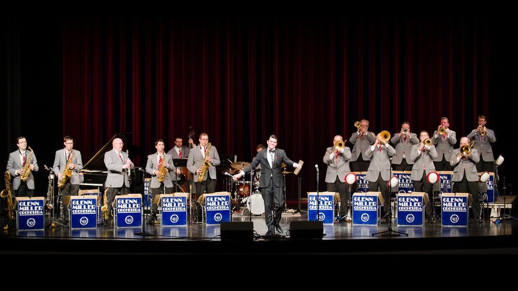 In The Christmas Mood With The Glenn Miller Orchestra