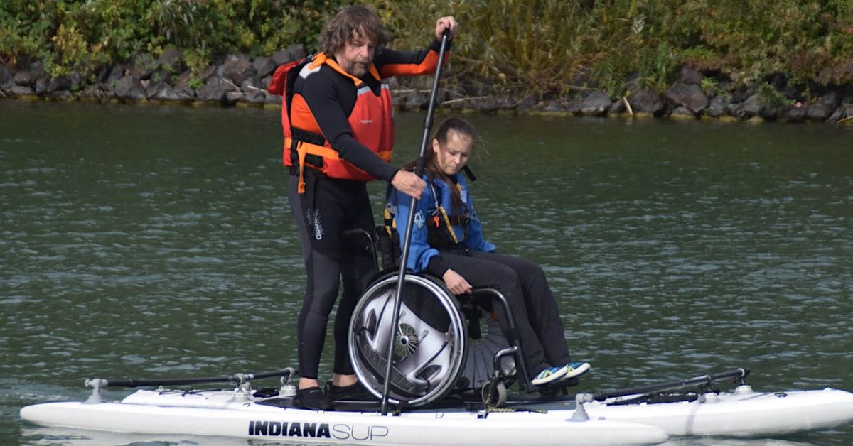 \u201eInklusives Stand-Up-Paddling \u2013 Wassersport mit Menschen mit Behinderung"