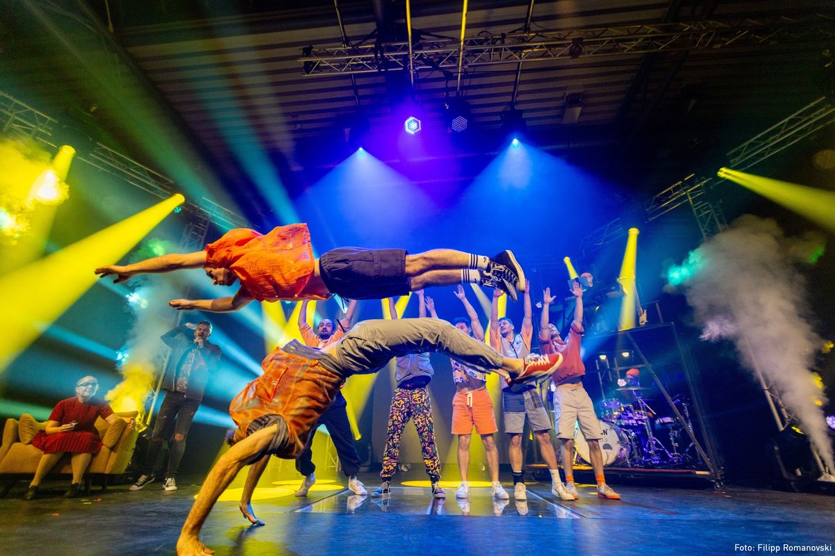  Breakin\u00b4 Circus - Urban Dance & Artistic Show