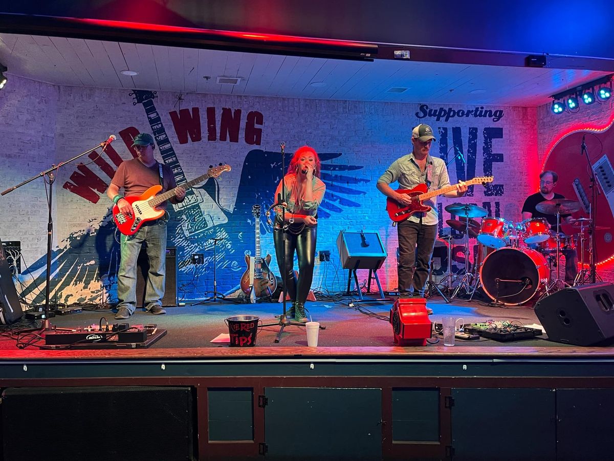 Dixie Red at Wild Wing Cafe Opelika 