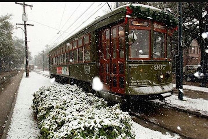 New Orleans French Quarter: Seasonal Christmas Tour