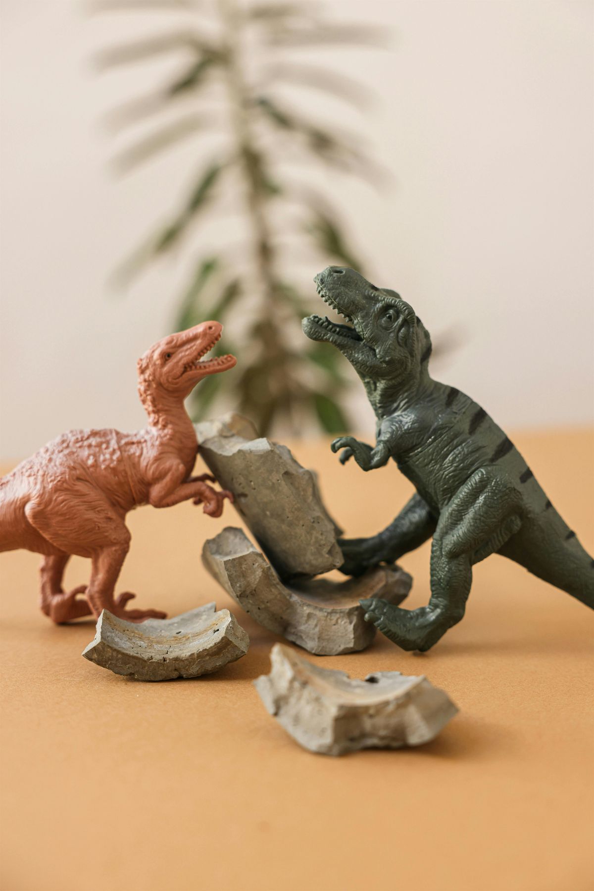 Jurassic Egg - Dino Diorama for ages 5-12